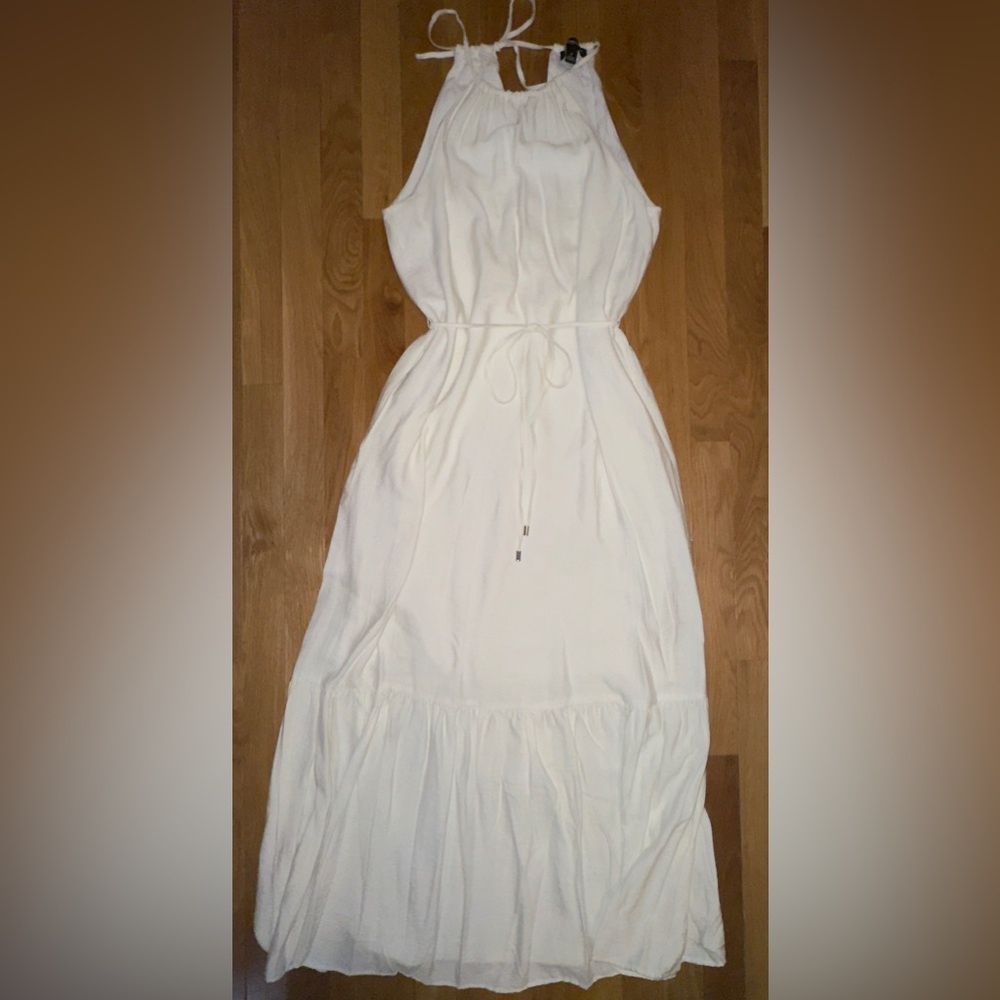 INC White Sleeveless Halter Spring Summer Maxi Dress. Size 6. NWOT.